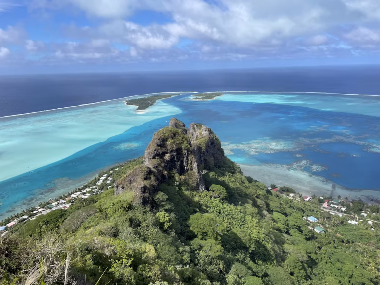 Tahiti unsplash 23avif
