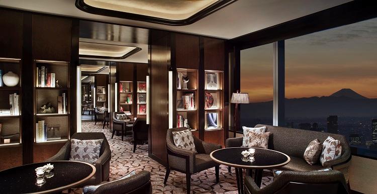 The Ritz Carlton Tokyo Lounge