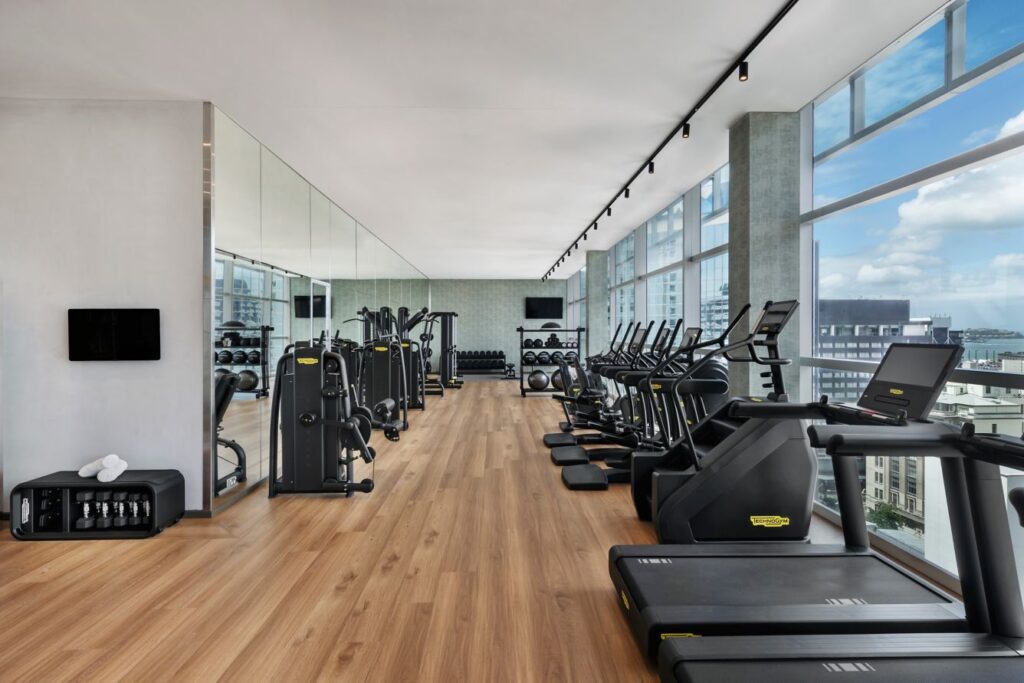 Jw marriott akl skyline gym