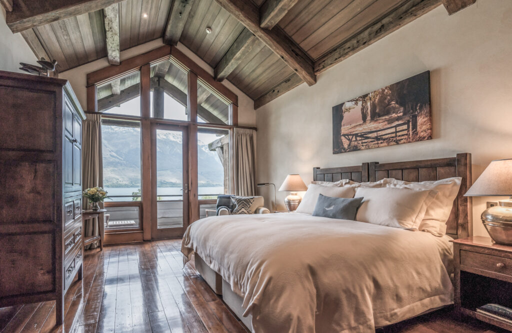Blanket bay lodge room