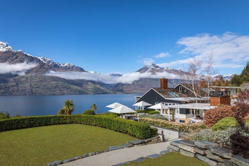 Matakauri lodge hero landscape